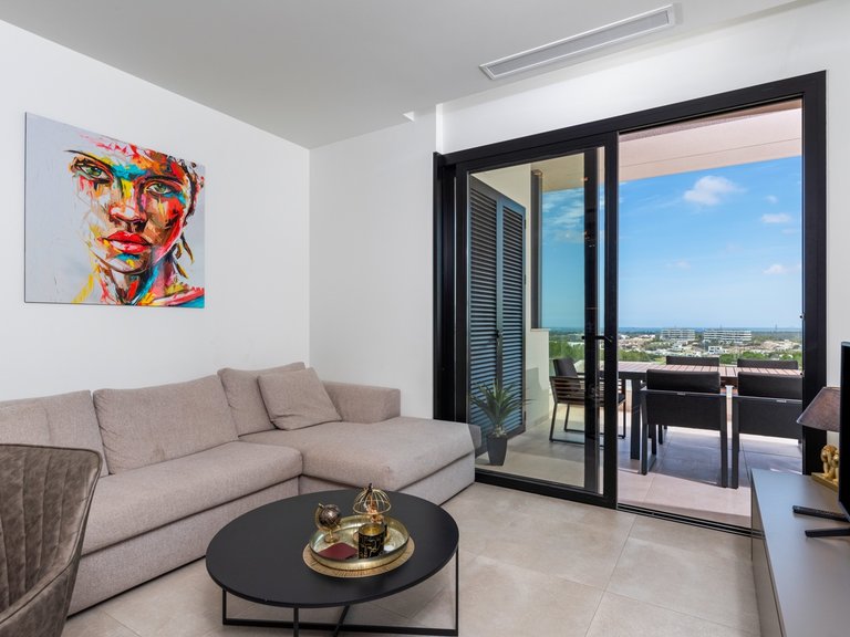 Apartment for Sale in Las Colinas Golf Resort, Las Colinas Golf, Alicante 11