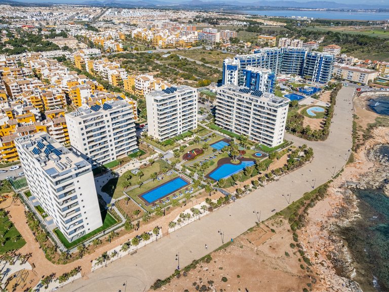 Apartment for Sale in Punta Prima, Orihuela Costa, Alicante 44