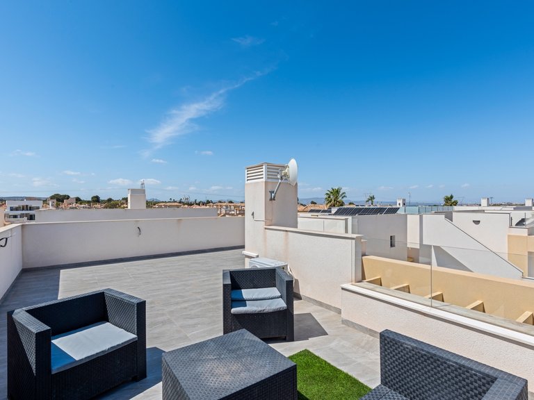 Villa for Sale in La Herada, Los Montesinos, Alicante 30