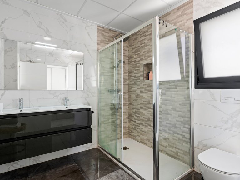 Villa for Sale in La Herada, Los Montesinos, Alicante 28