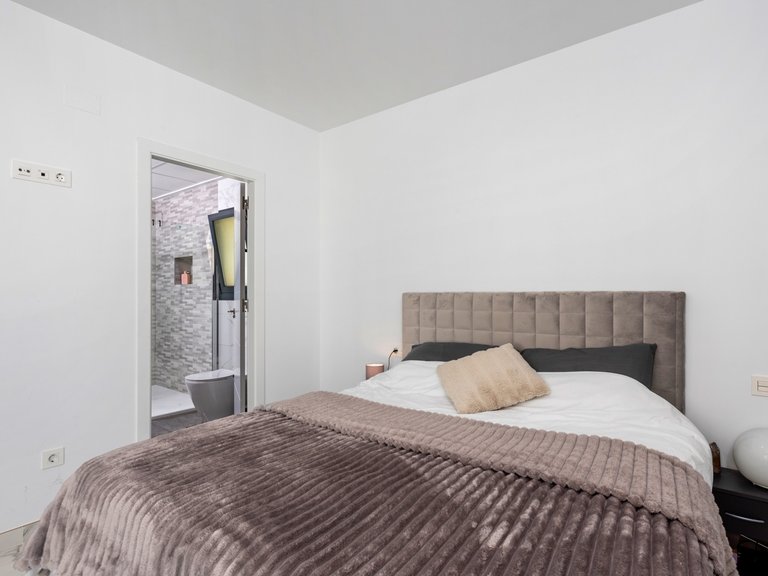 Villa for Sale in La Herada, Los Montesinos, Alicante 18
