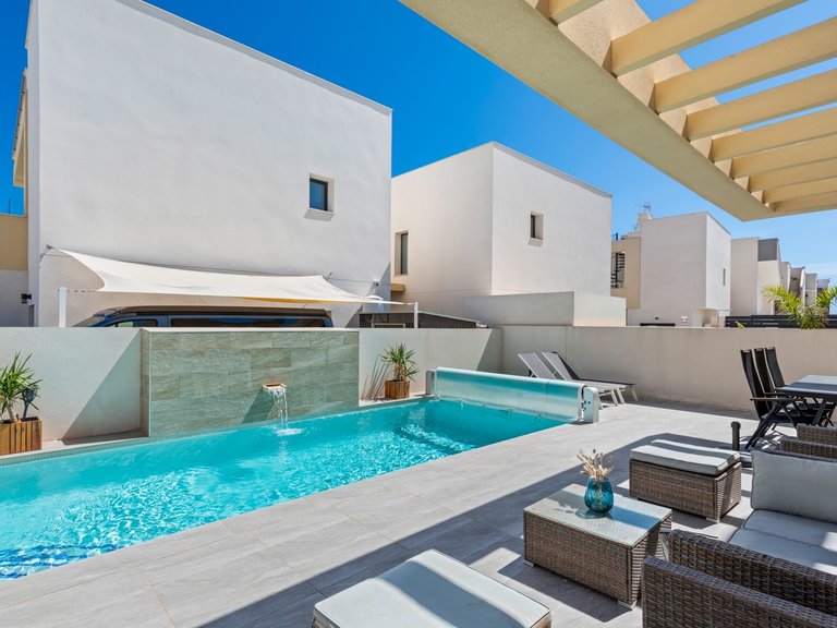 Villa for Sale in La Herada, Los Montesinos, Alicante 36
