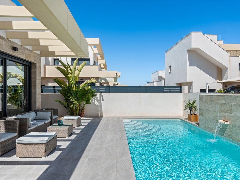 Villa for Sale in La Herada, Los Montesinos, Alicante 3