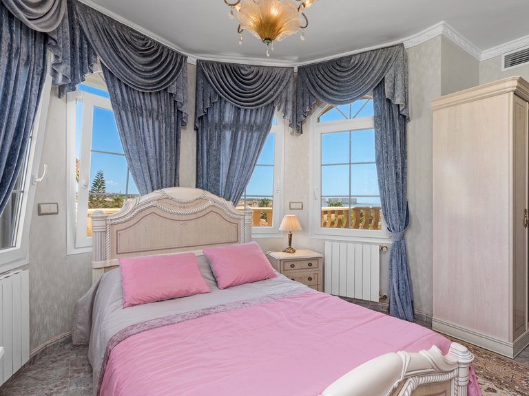 Villa for Sale in Playa Flamenca, Orihuela Costa, Alicante 39