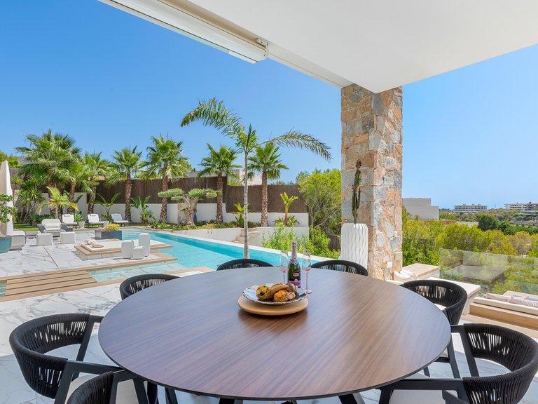 Villa for Sale in Las Colinas Golf Resort, Las Colinas Golf, Alicante 9
