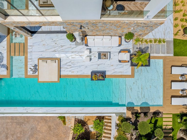 Villa for Sale in Las Colinas Golf Resort, Las Colinas Golf, Alicante 12