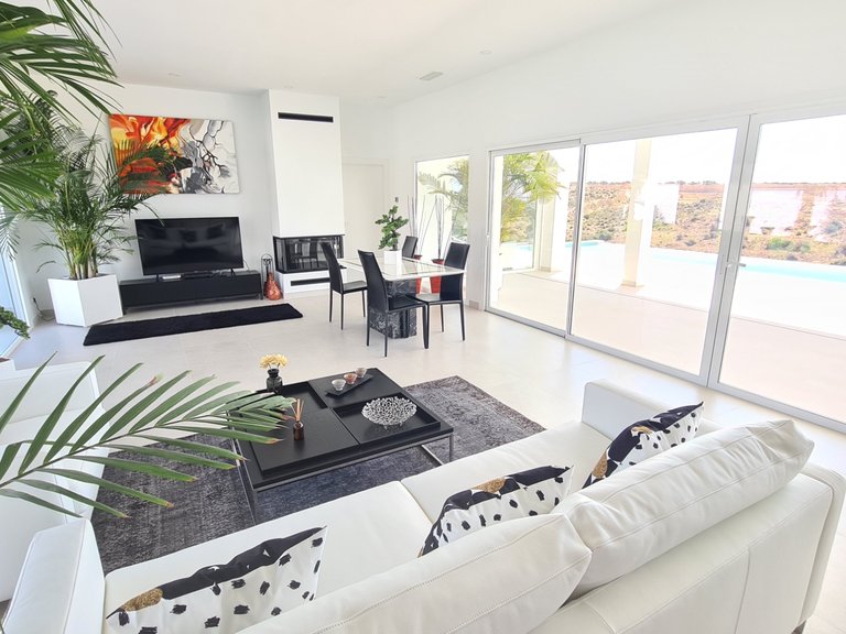Villa for Sale in La Marina / El Pinet, La Marina, Alicante 16