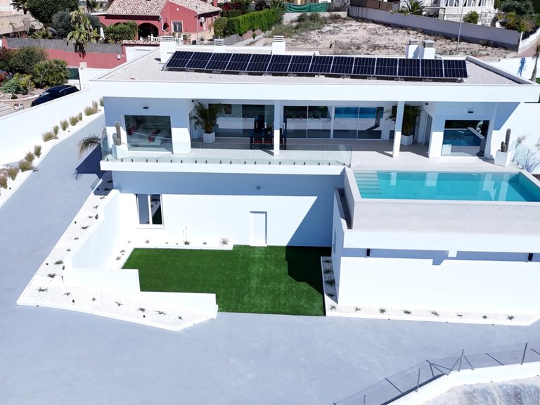 Villa for Sale in La Marina / El Pinet, La Marina, Alicante 5