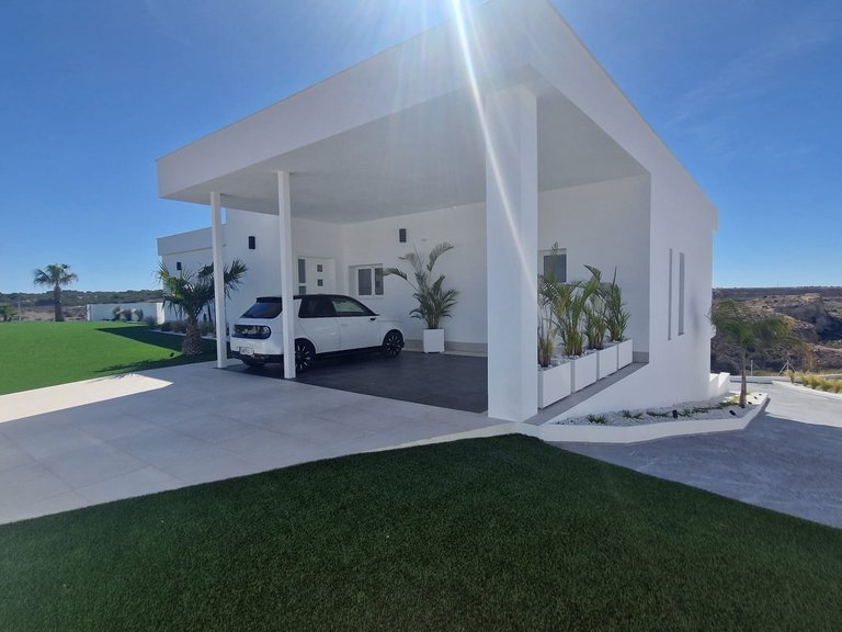 Villa for Sale in La Marina / El Pinet, La Marina, Alicante 41