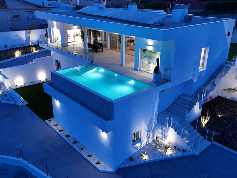 Villa for Sale in La Marina / El Pinet, La Marina, Alicante 3