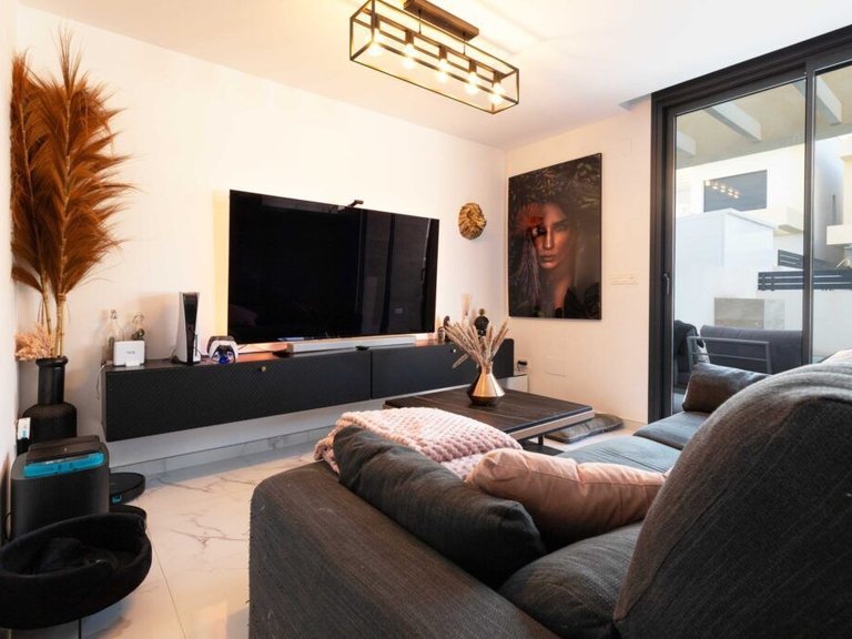 Villa for Sale in La Herrada, Los Montesinos, Alicante 7