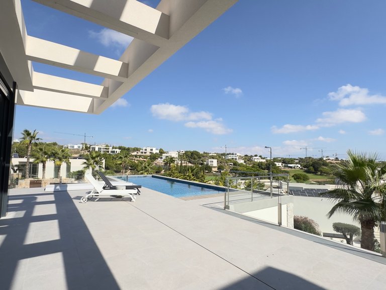 Villa for Sale in Las Colinas Golf Resort, Las Colinas Golf, Alicante 28
