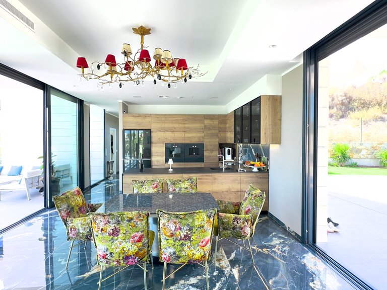 Villa for Sale in Las Colinas Golf Resort, Las Colinas Golf, Alicante 14