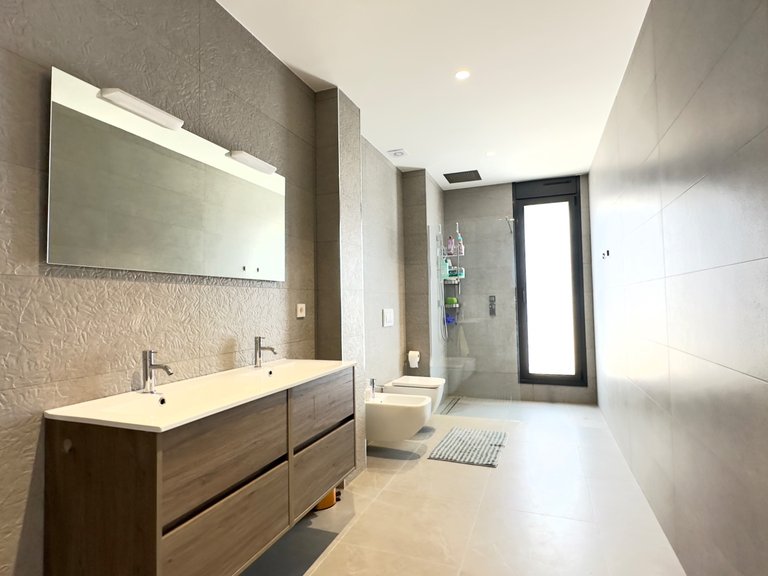Villa for Sale in Las Colinas Golf Resort, Las Colinas Golf, Alicante 19