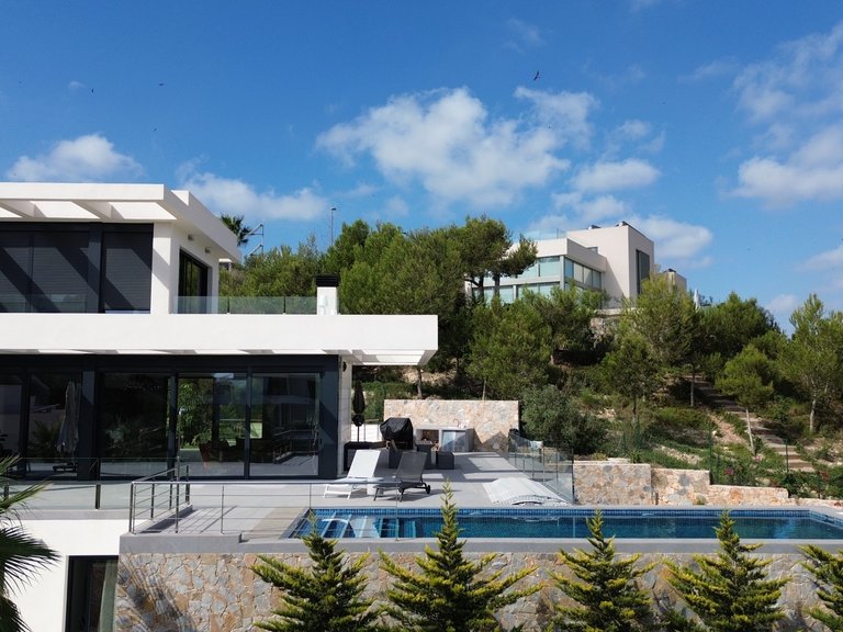 Villa for Sale in Las Colinas Golf Resort, Las Colinas Golf, Alicante 31