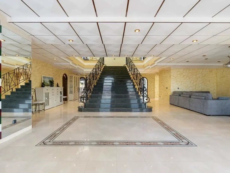 Villa for Sale in La Zenia, Orihuela Costa, Alicante 7