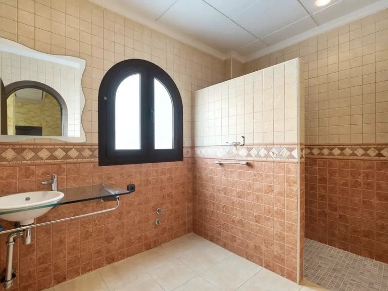 Villa for Sale in La Zenia, Orihuela Costa, Alicante 20