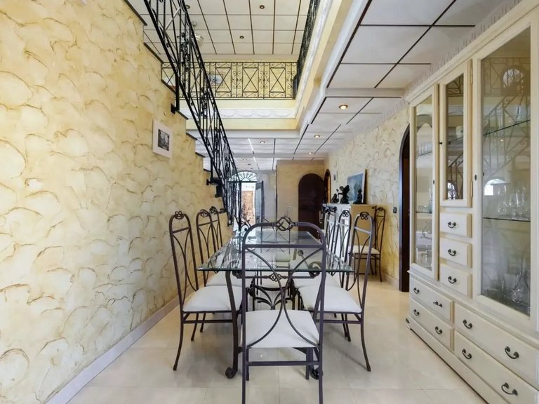 Villa for Sale in La Zenia, Orihuela Costa, Alicante 12