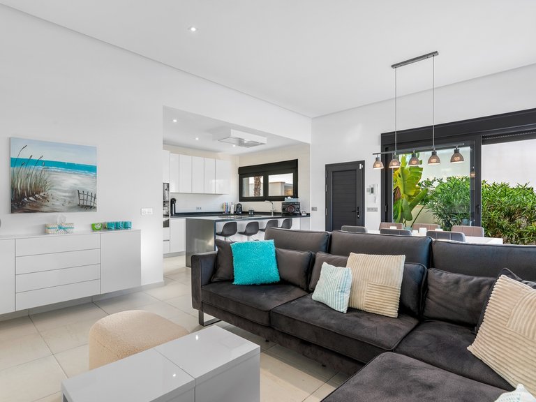 Villa for Sale in Benijofar, Benijófar, Alicante 11
