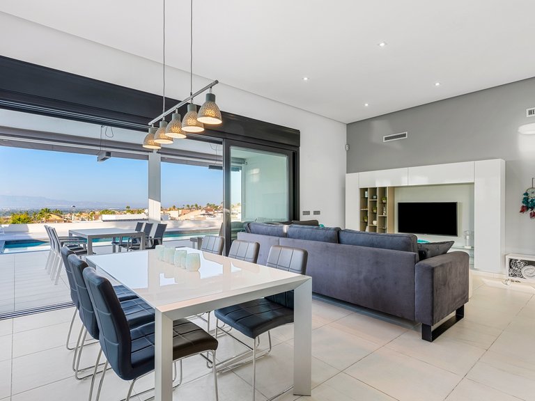 Villa for Sale in Benijofar, Benijófar, Alicante 9