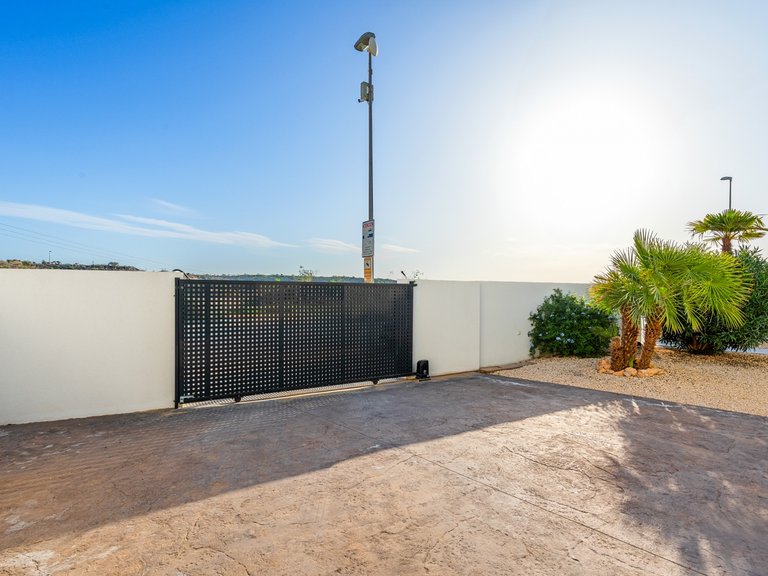 Villa for Sale in Benijofar, Benijófar, Alicante 23