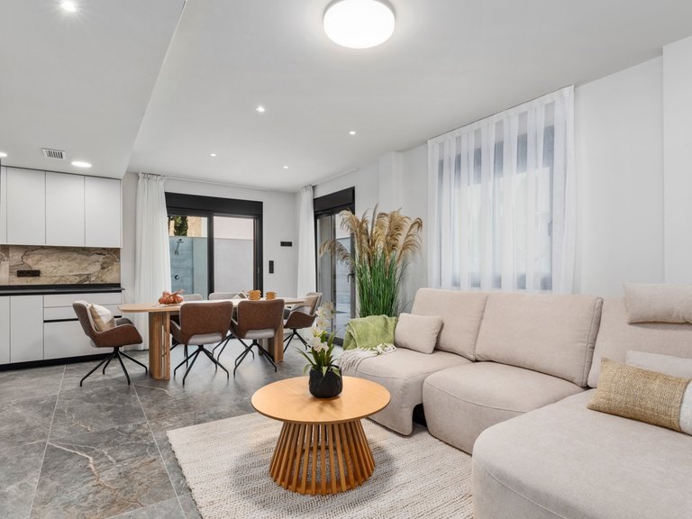 Villa for Sale in Torre De La Horadada, Alicante 2