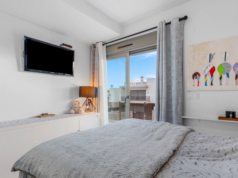 Villa for Sale in Villamartin, Orihuela Costa, Alicante 11