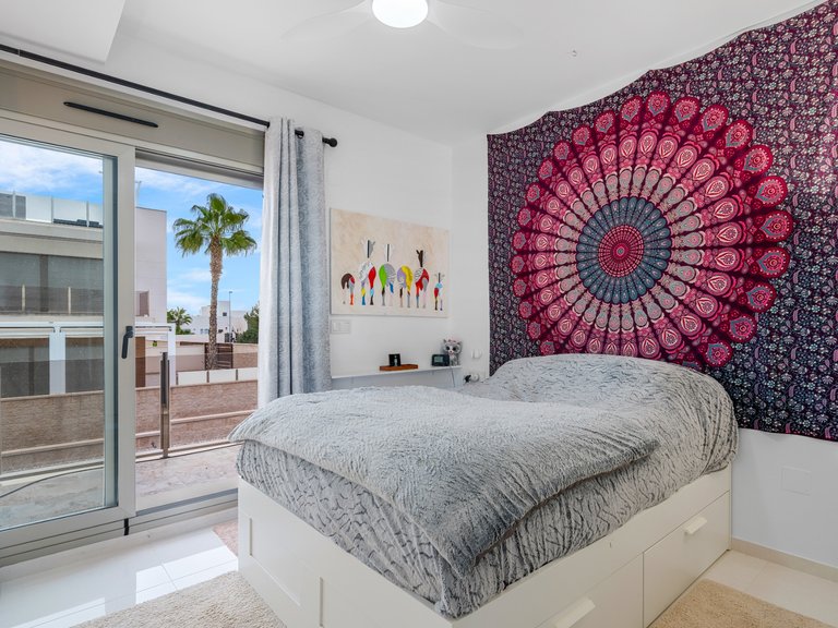 Villa for Sale in Villamartin, Orihuela Costa, Alicante 12