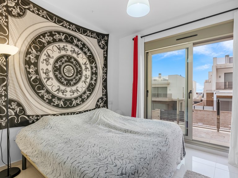 Villa for Sale in Villamartin, Orihuela Costa, Alicante 19