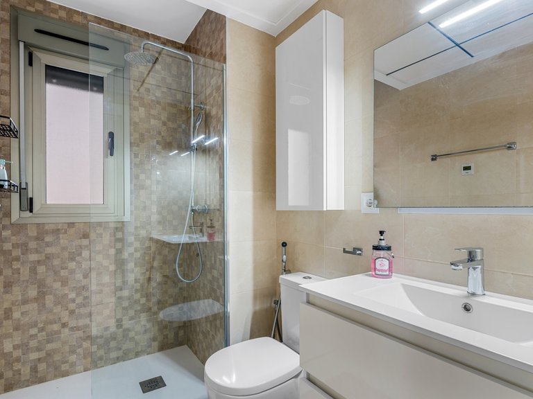 Villa for Sale in Villamartin, Orihuela Costa, Alicante 14