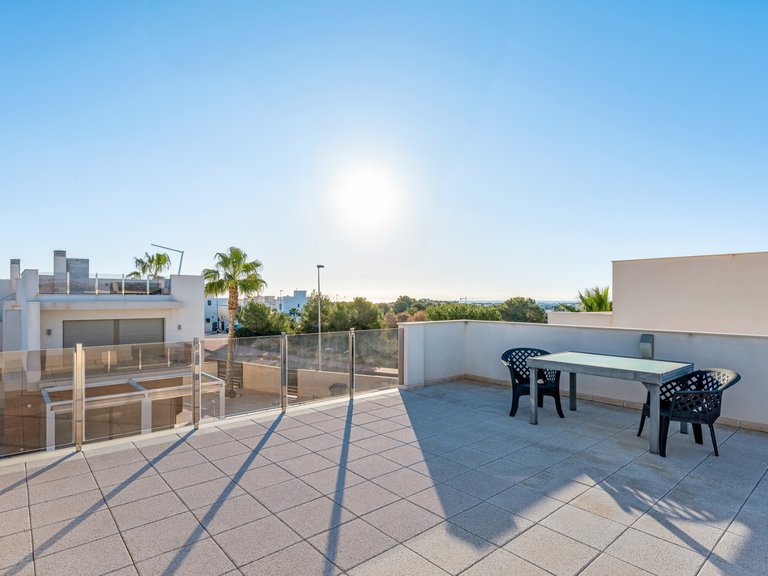 Villa for Sale in Villamartin, Orihuela Costa, Alicante 23