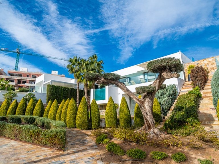 Villa for Sale in Las Colinas Golf, Orihuela, Alicante 4