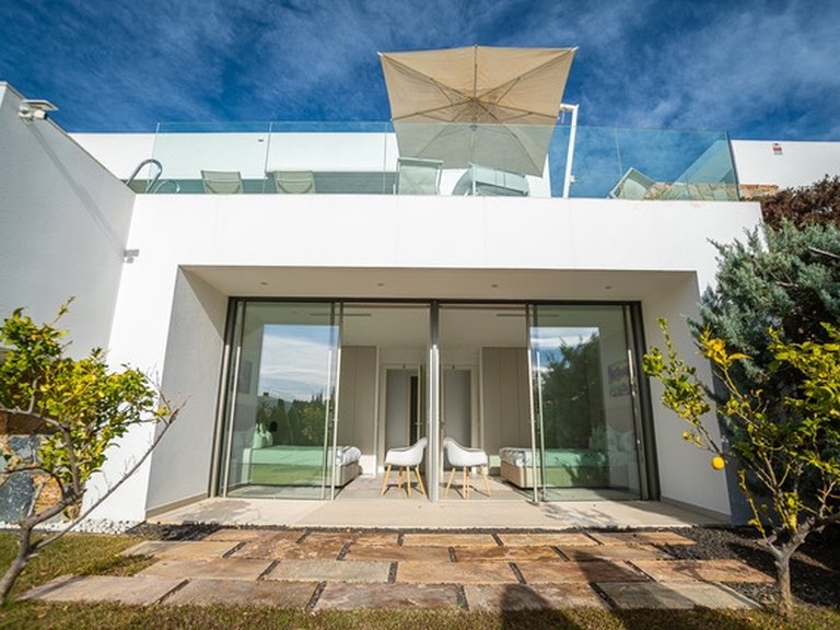 Villa for Sale in Las Colinas Golf, Orihuela, Alicante 27