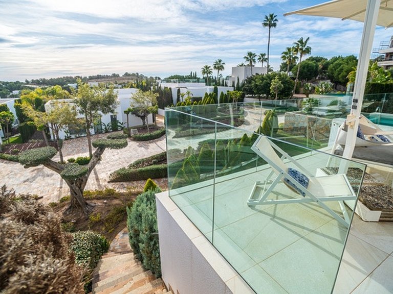 Villa for Sale in Las Colinas Golf, Orihuela, Alicante 36