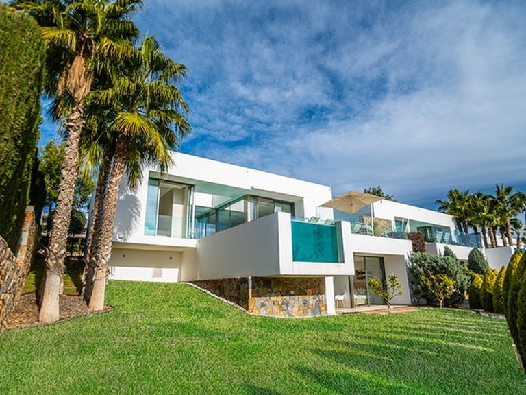 Villa for Sale in Las Colinas Golf, Orihuela, Alicante 2