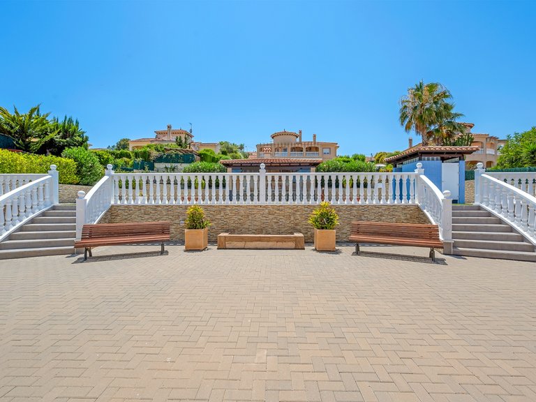 Villa for Sale in Lomas De La Juliana, Algorfa, Alicante 4