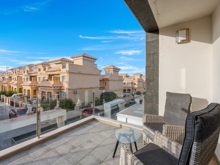 Villa for Sale in Orihuela Costa, Alicante 38