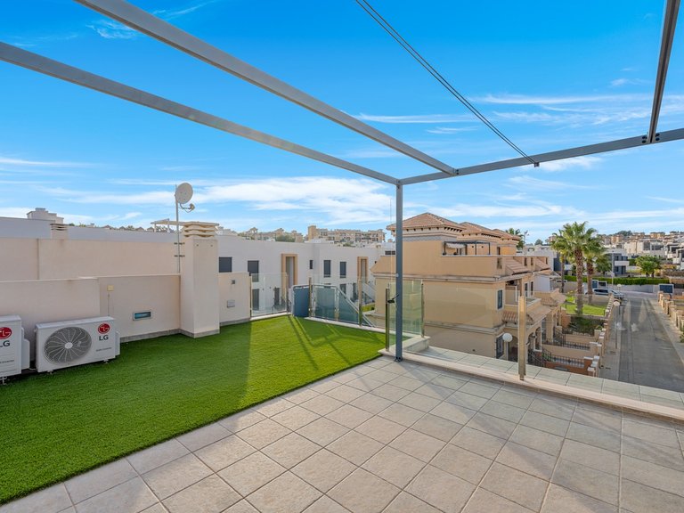 Villa for Sale in Orihuela Costa, Alicante 40