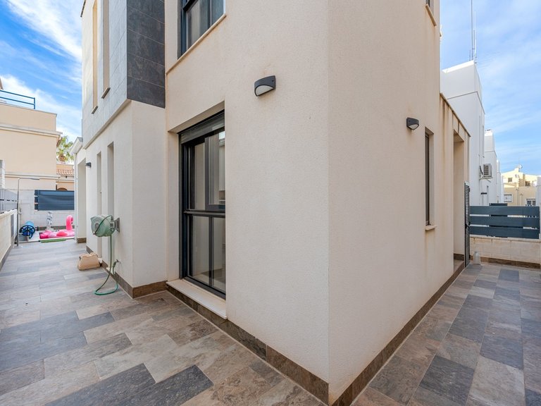 Villa for Sale in Orihuela Costa, Alicante 26