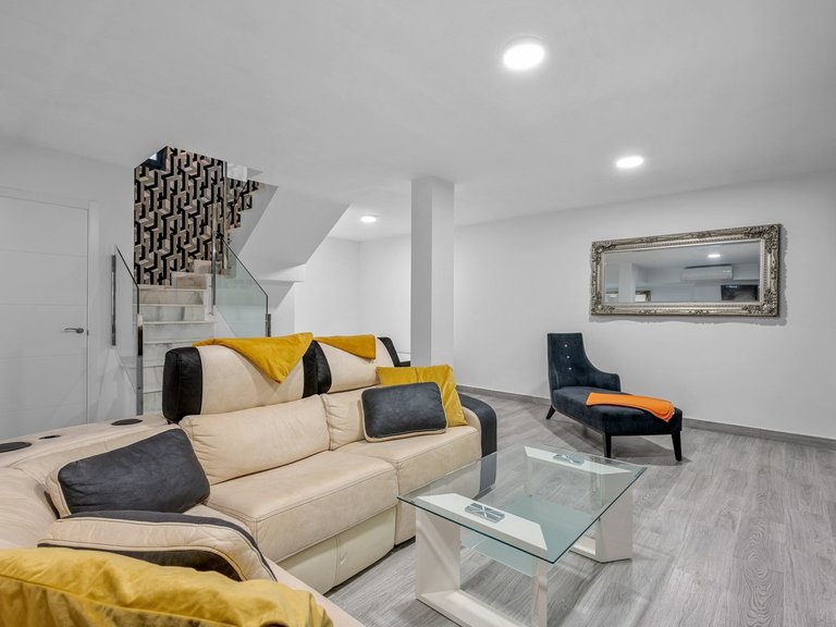 Villa for Sale in Orihuela Costa, Alicante 4