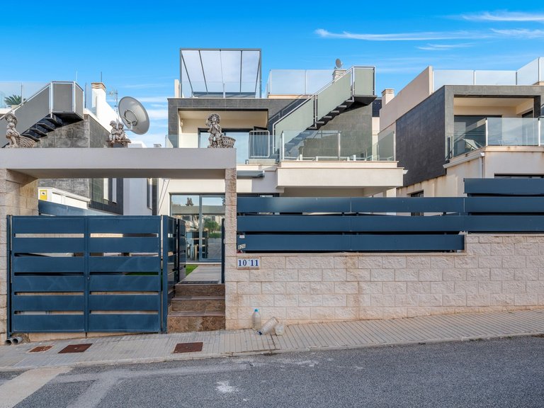 Villa for Sale in Orihuela Costa, Alicante 44