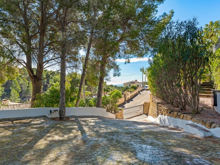 Villa for Sale in Altea, Alicante 27