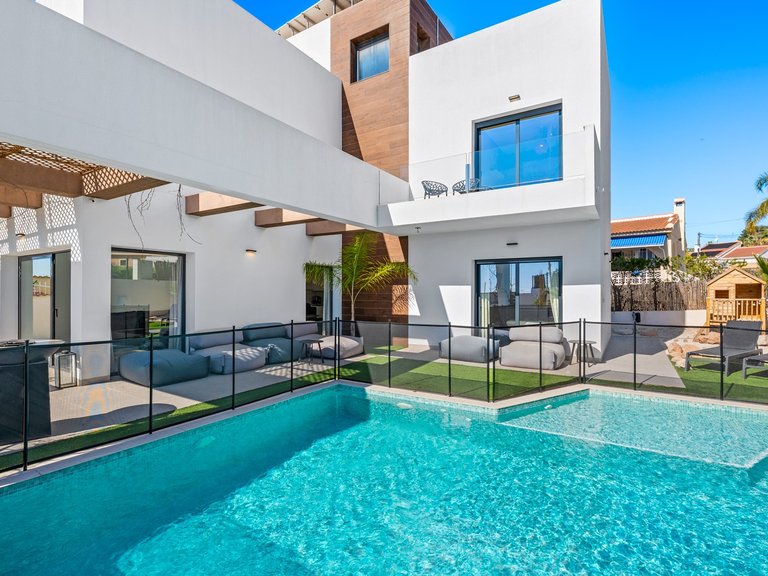 Villa for Sale in Rojales, Ciudad Quesada, Alicante 10
