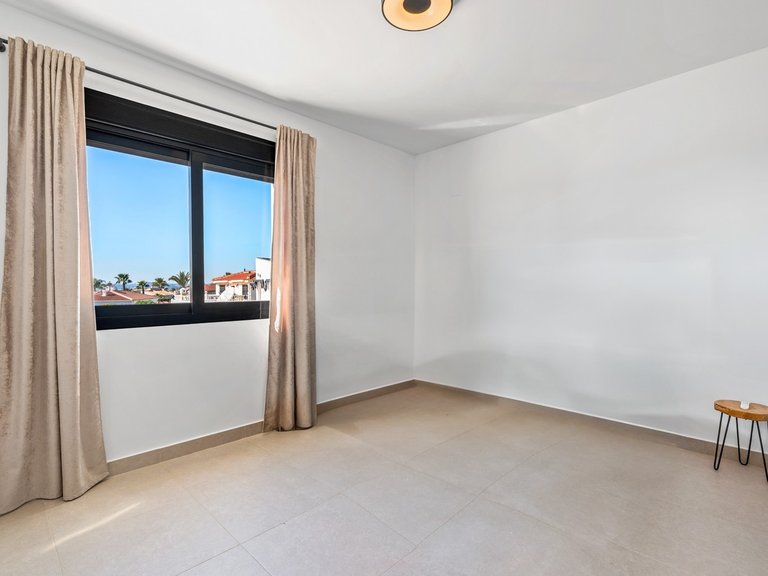 Villa for Sale in Rojales, Ciudad Quesada, Alicante 38