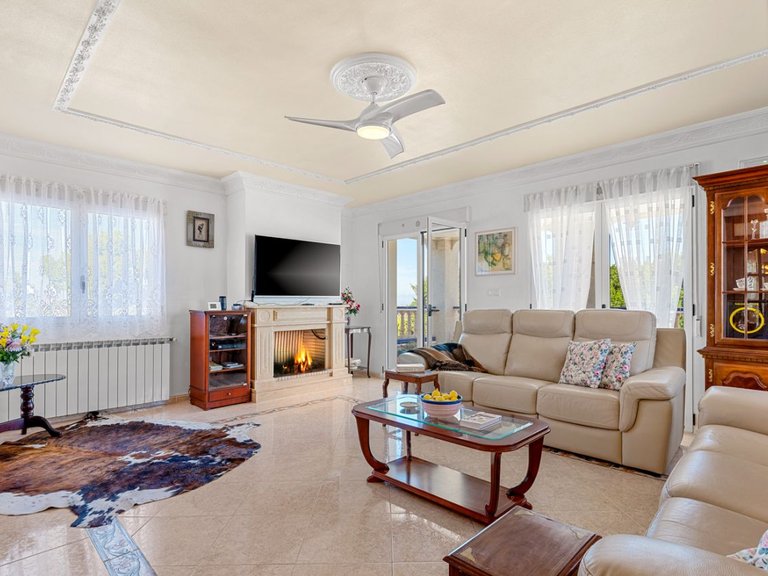 Villa for Sale in Lomas de La Juliana, Almoradi, Alicante 23