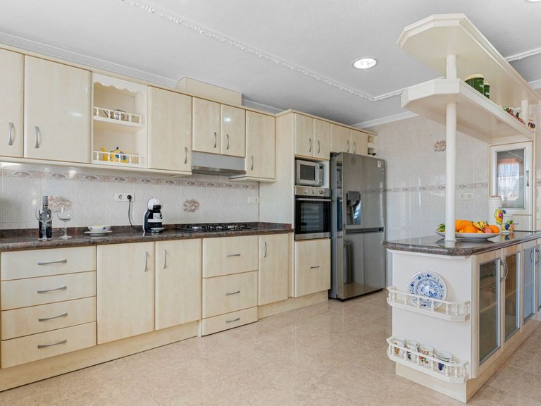 Villa for Sale in Lomas de La Juliana, Almoradi, Alicante 30