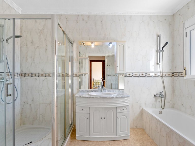 Villa for Sale in Lomas de La Juliana, Almoradi, Alicante 34