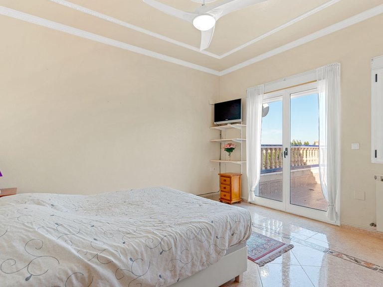 Villa for Sale in Lomas de La Juliana, Almoradi, Alicante 37