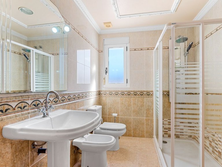 Villa for Sale in Lomas de La Juliana, Almoradi, Alicante 46