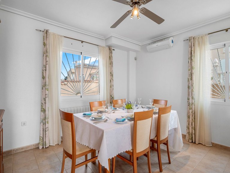 Villa for Sale in Rojales Hills, Rojales, Alicante 19